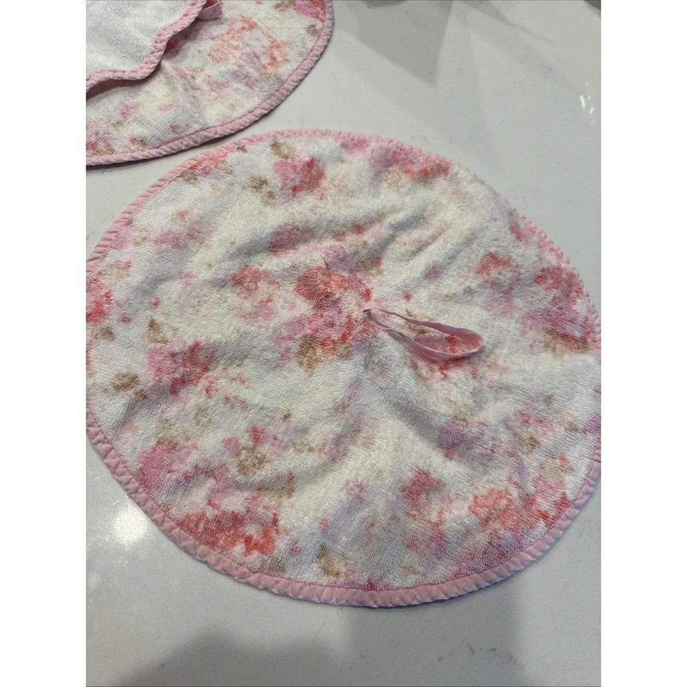 VTG‎ Pair 2 Pink Floral Bathroom Hand Towels Round Hanging Grandma Made 16